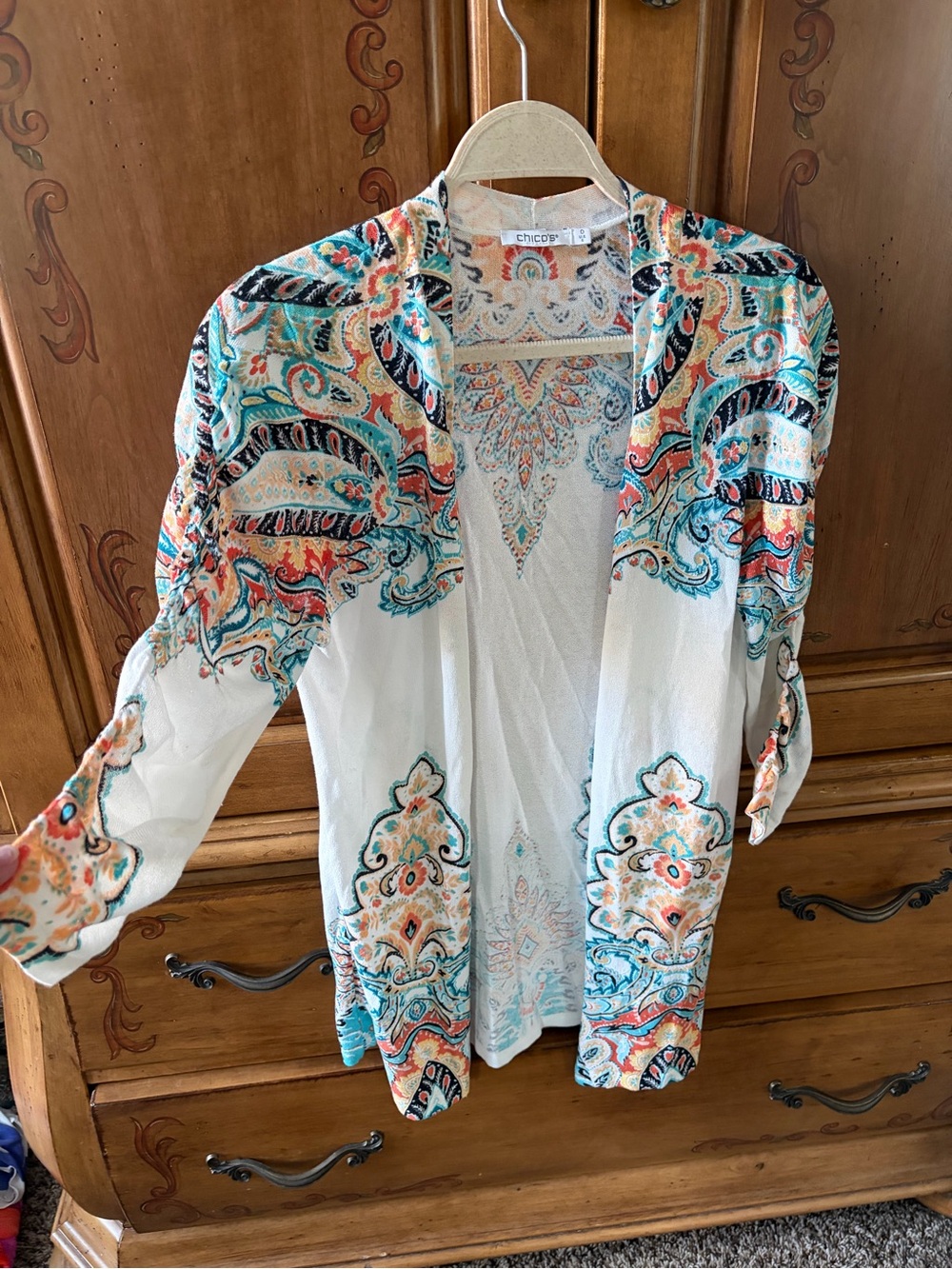 Chico's White Paisley Open-Front Lightweight Cardigan